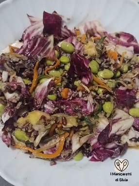 insalata di riso venere con verdure