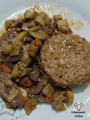 hamburger in padella vino bianco