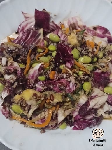insalata di riso venere con verdure