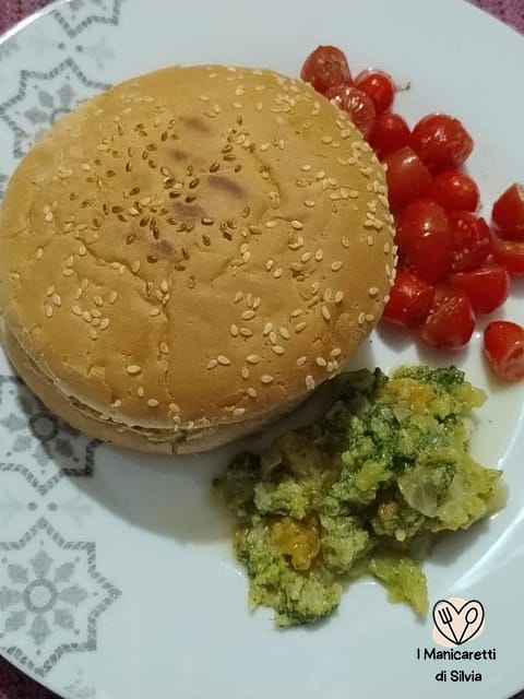 panino con burger vegetale