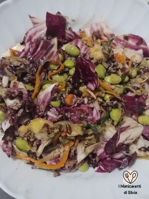 insalata di riso venere con verdure
