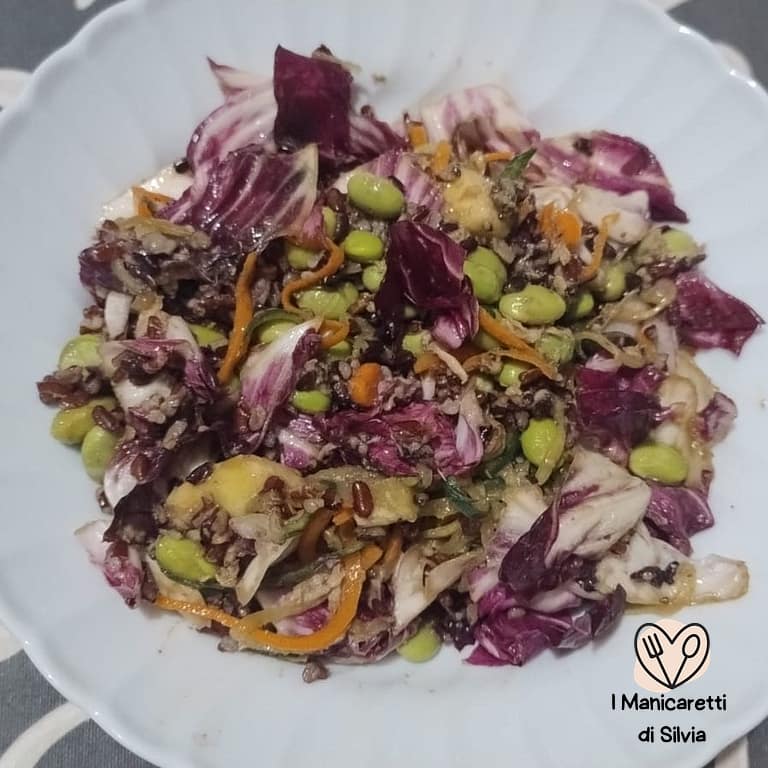 insalata di riso venere con verdure